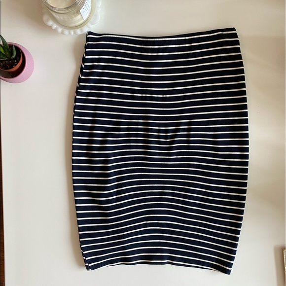 Dex Body con Striped Stretchy Skirt - Picture 5 of 7